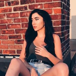 Meet your Posher, Bonnie